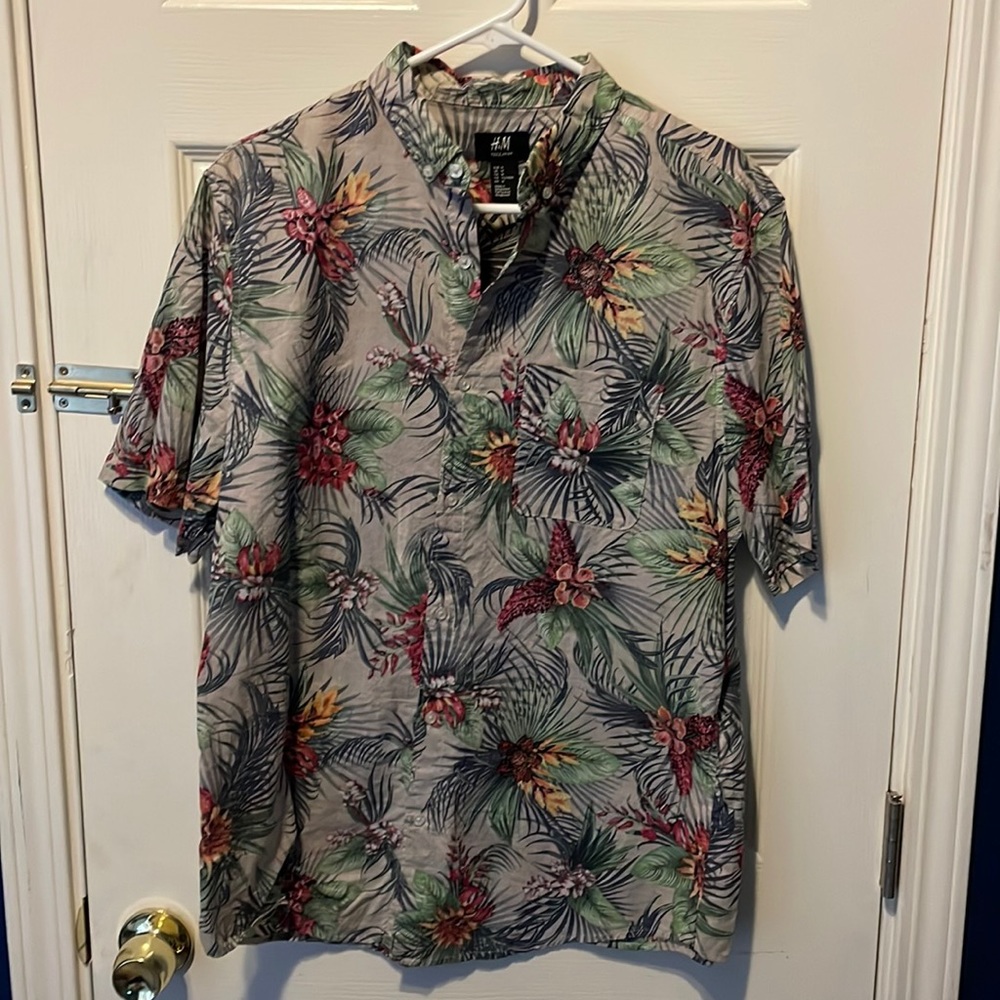 H&M Hawaiian Button-Down Shirt